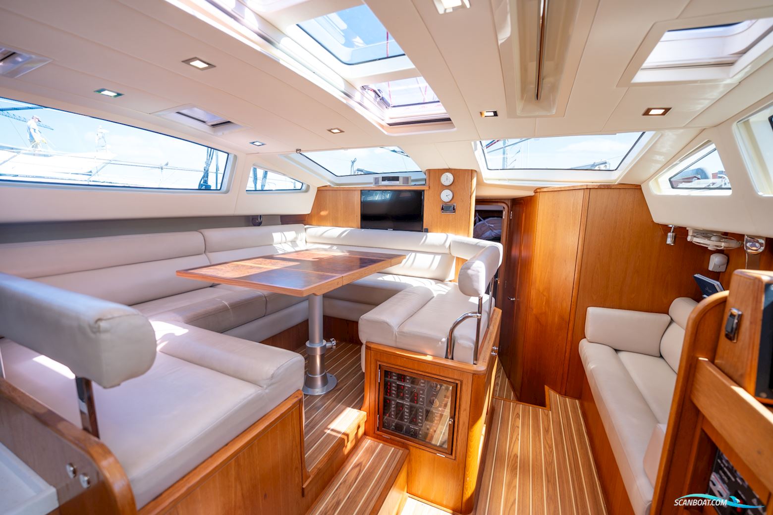 Southerly 47