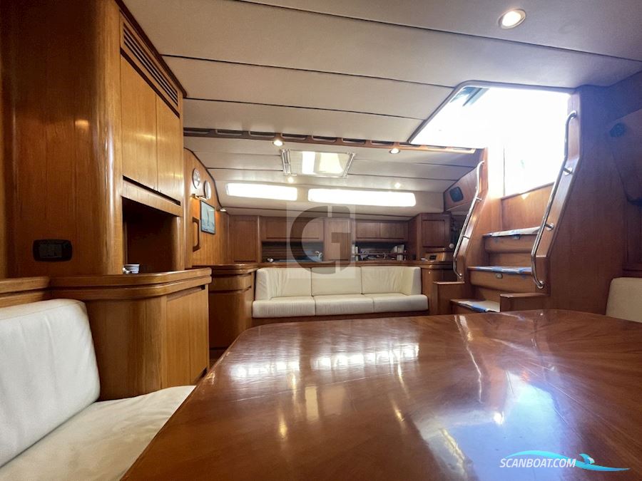 Southern Wind 72