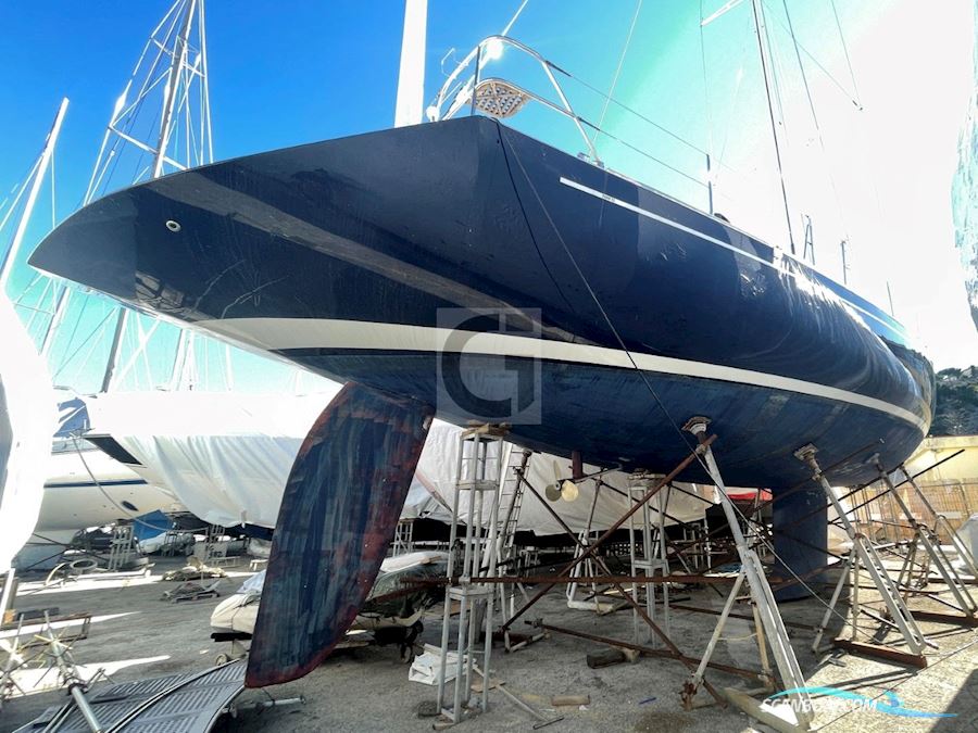 Southern Wind 72