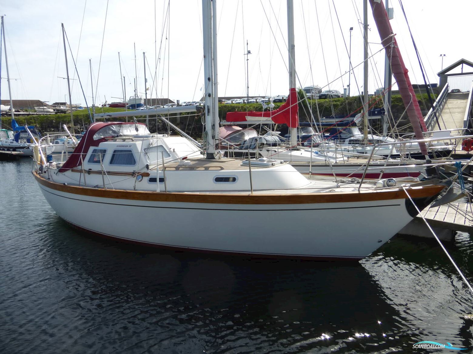 Sovereign 32 Deck Saloon Segelboot 1990, mit Thornycroft motor, England