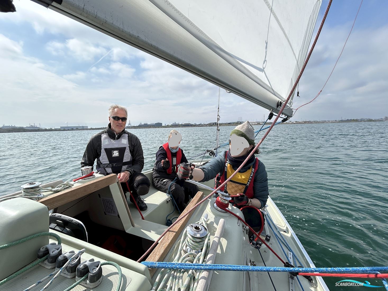 Spækhugger Racing DEN-24, Hansigne