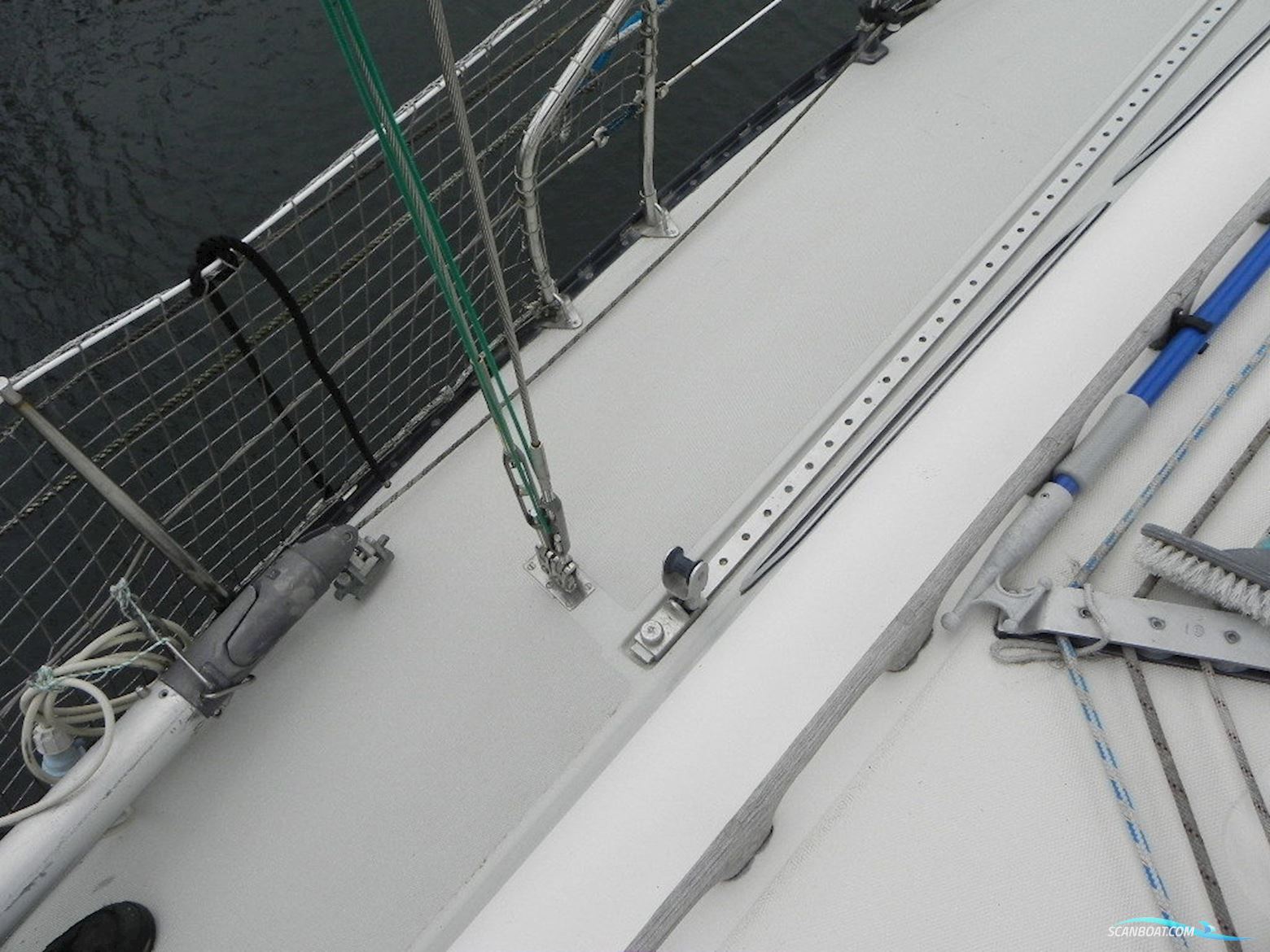Spirit 32