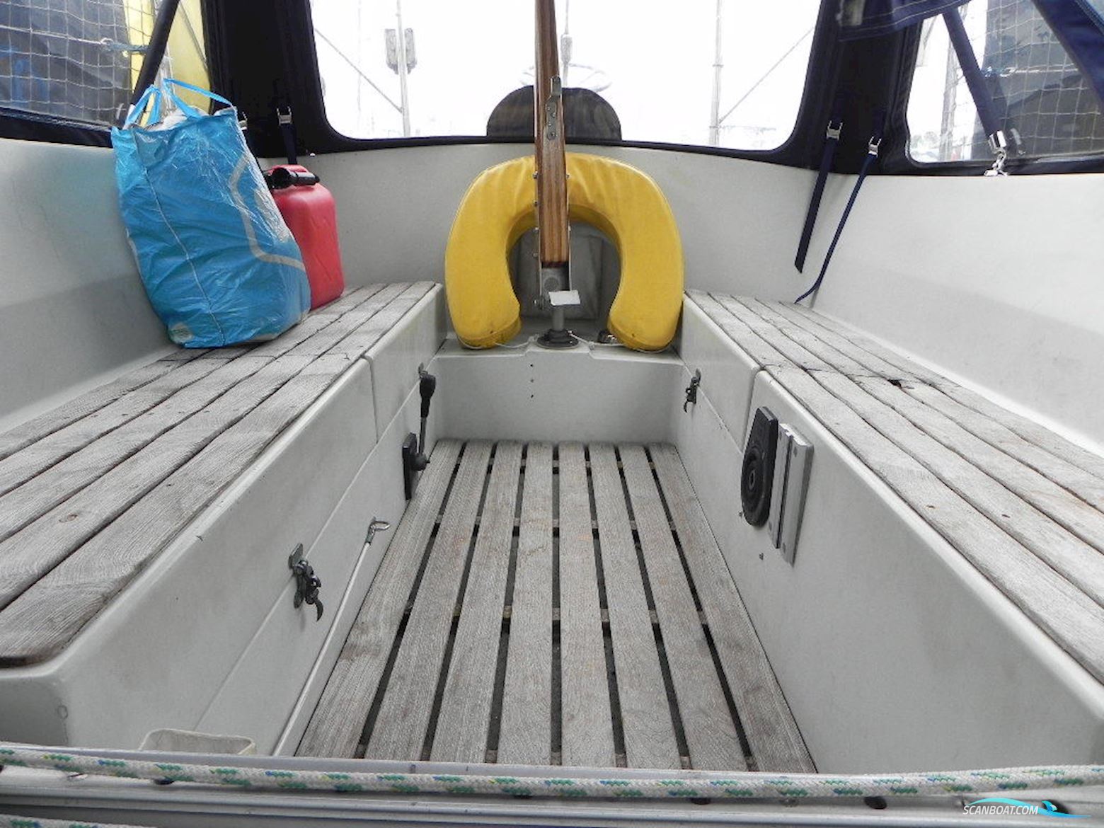 Spirit 32