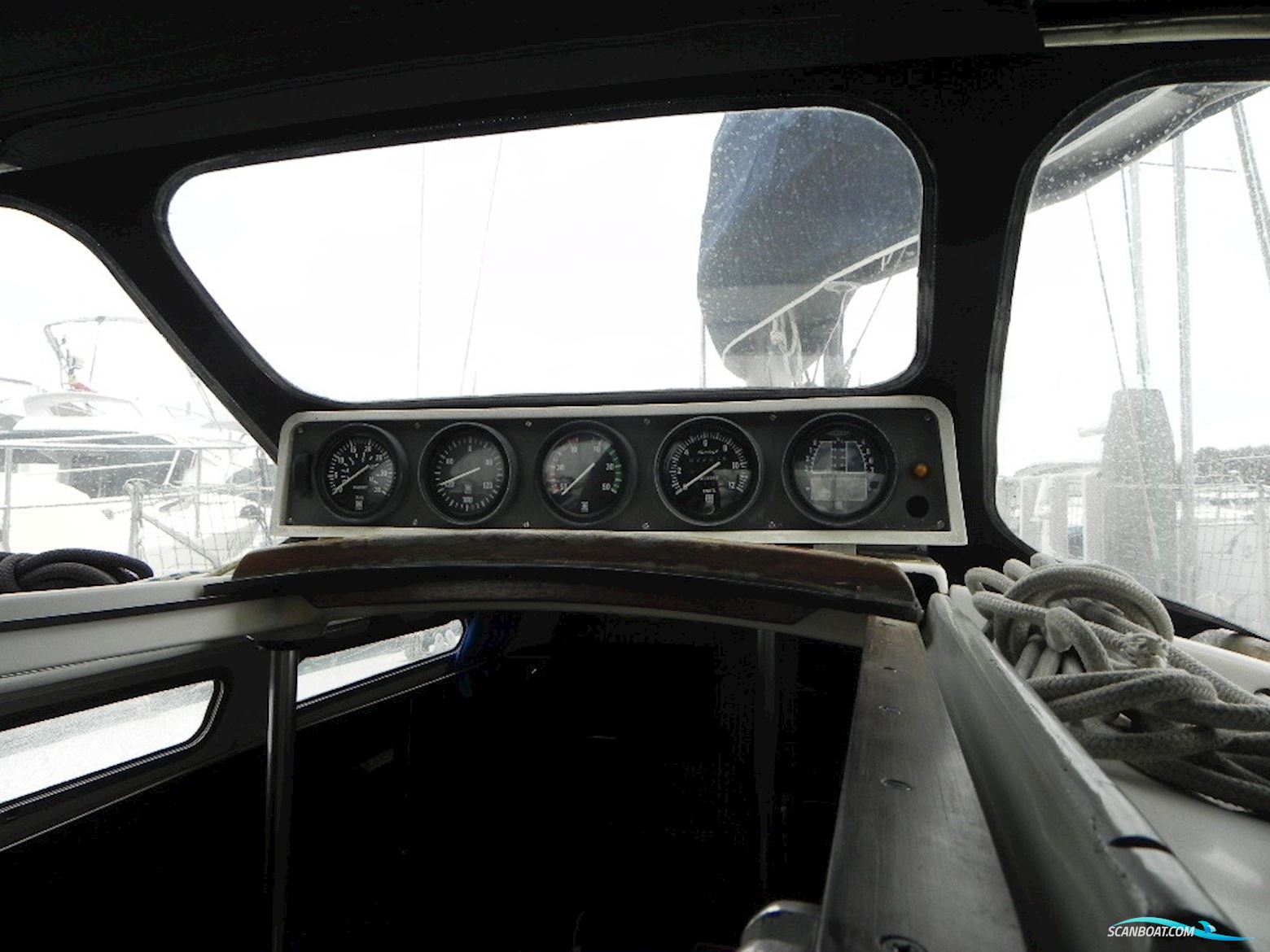 Spirit 32