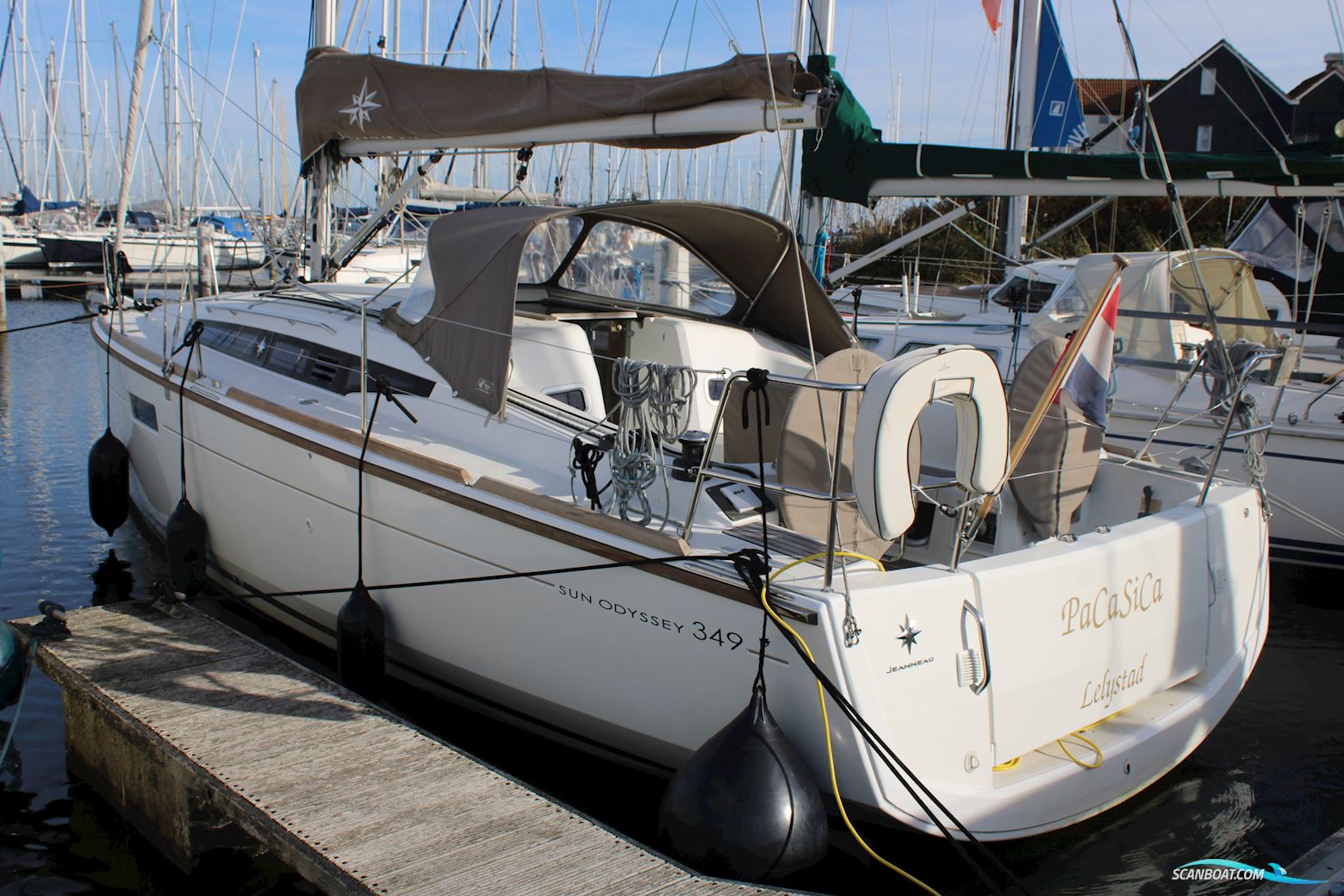 Sun Odyssey 349