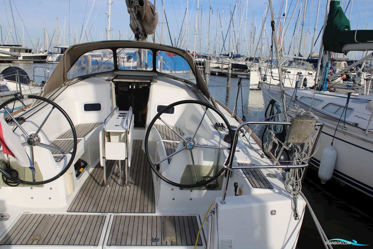 Sun Odyssey 349