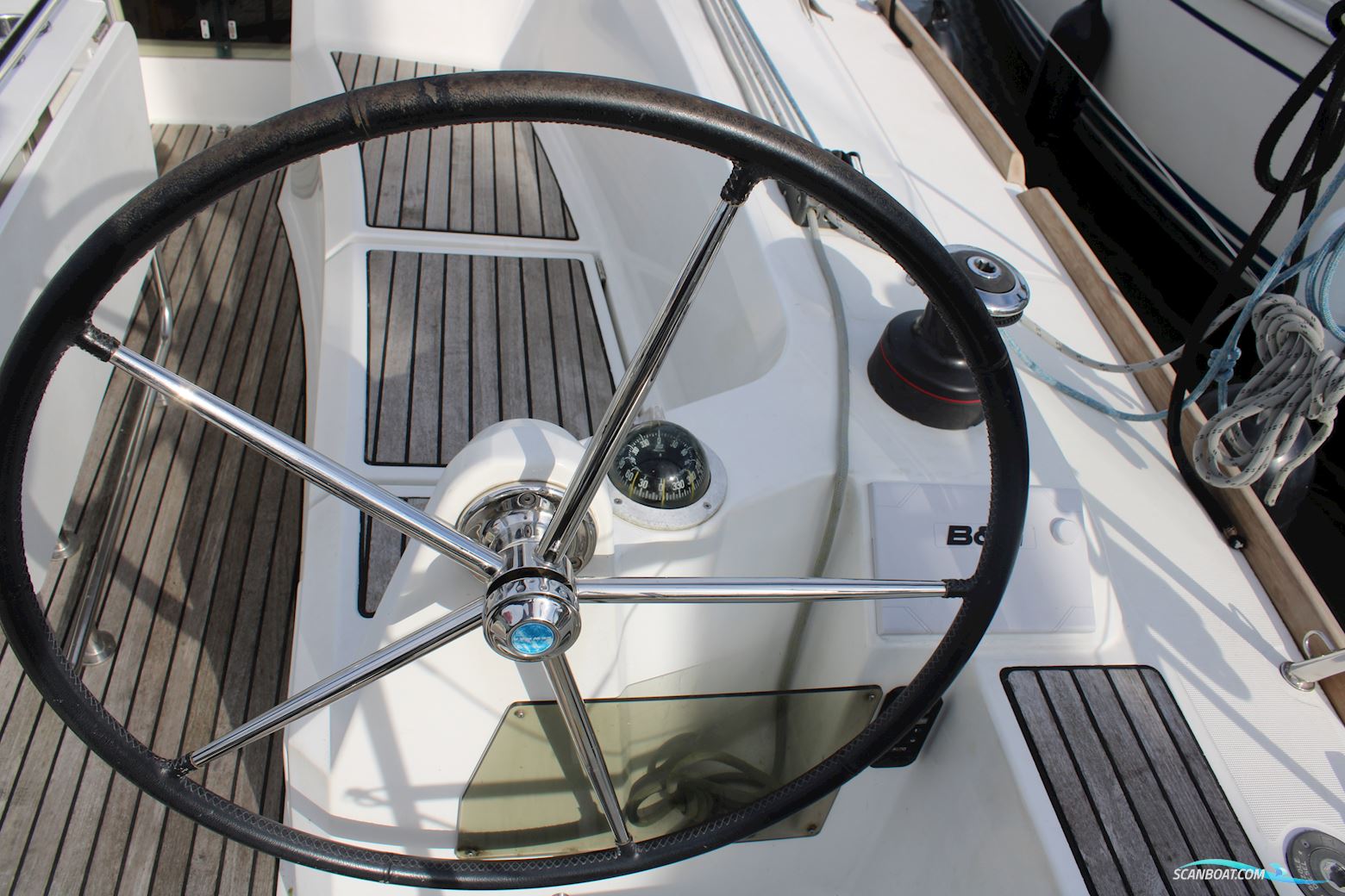 Sun Odyssey 349