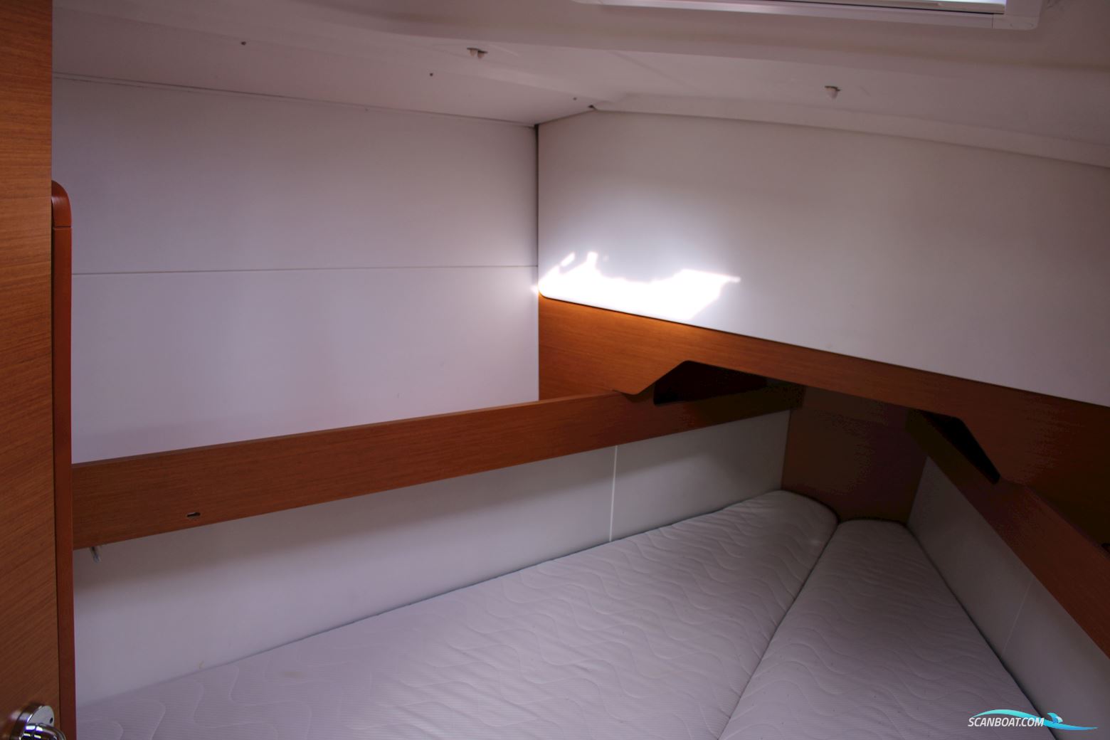 Sun Odyssey 349