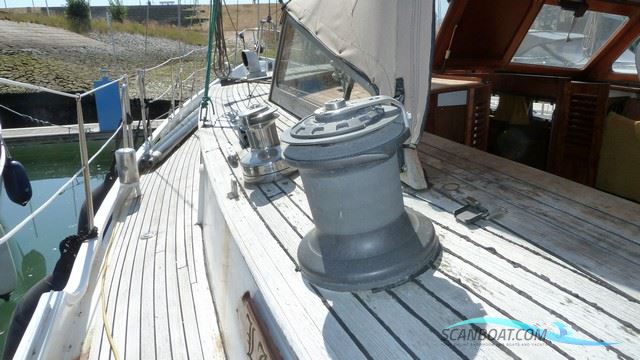 Suncoast 48