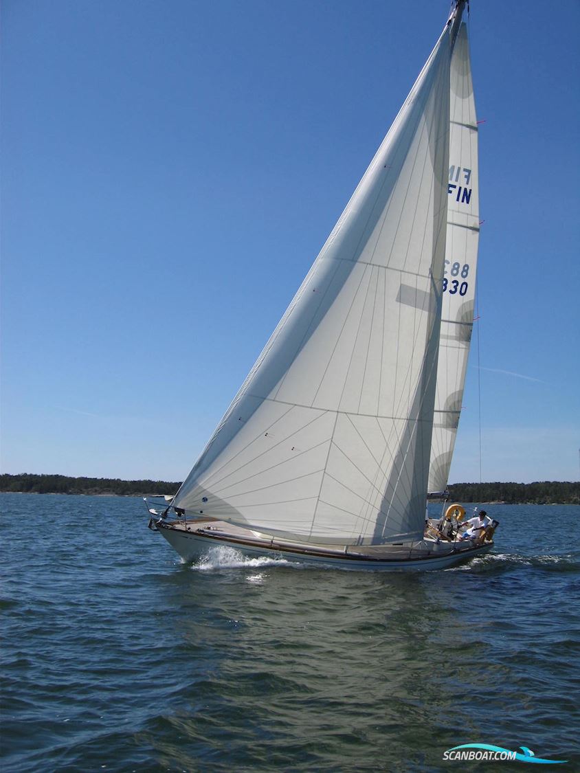 Swan 37