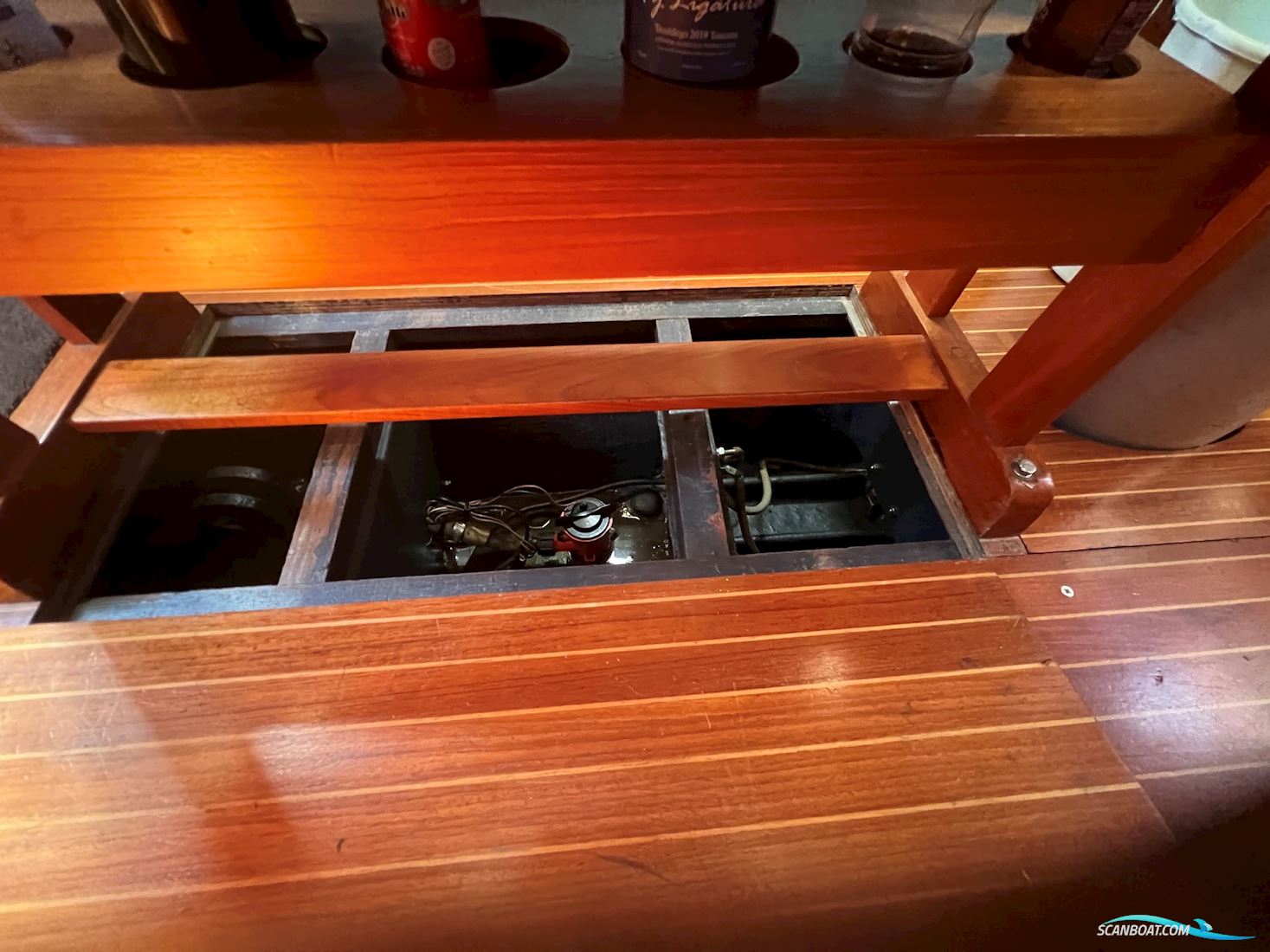 Swan 37