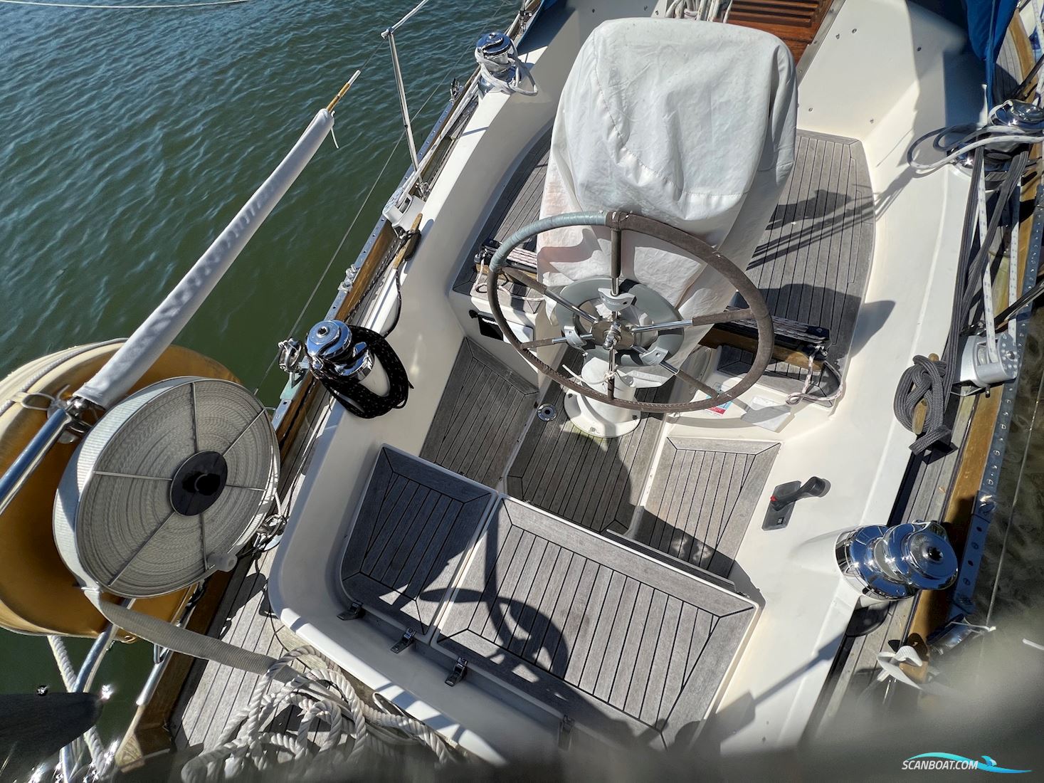 Swan 37