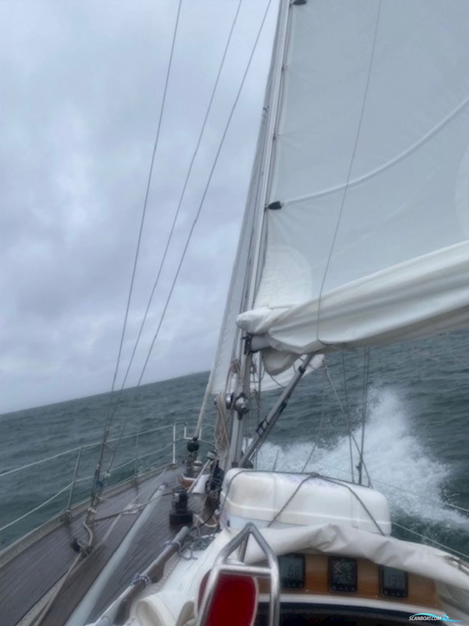Swan 38