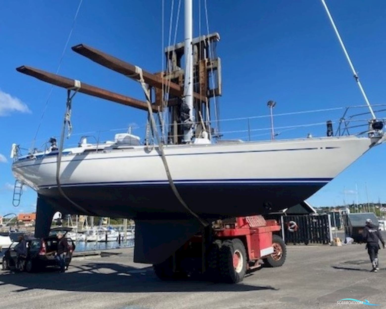 Swan 38