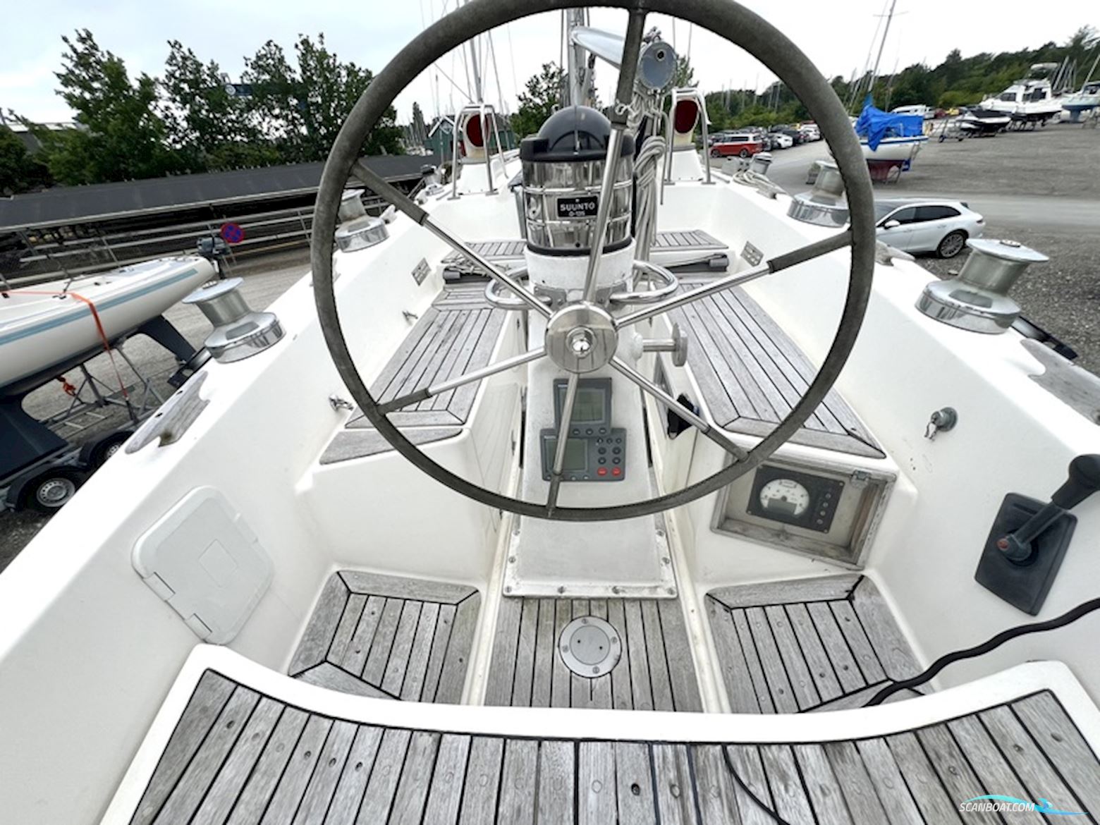 Swan 38