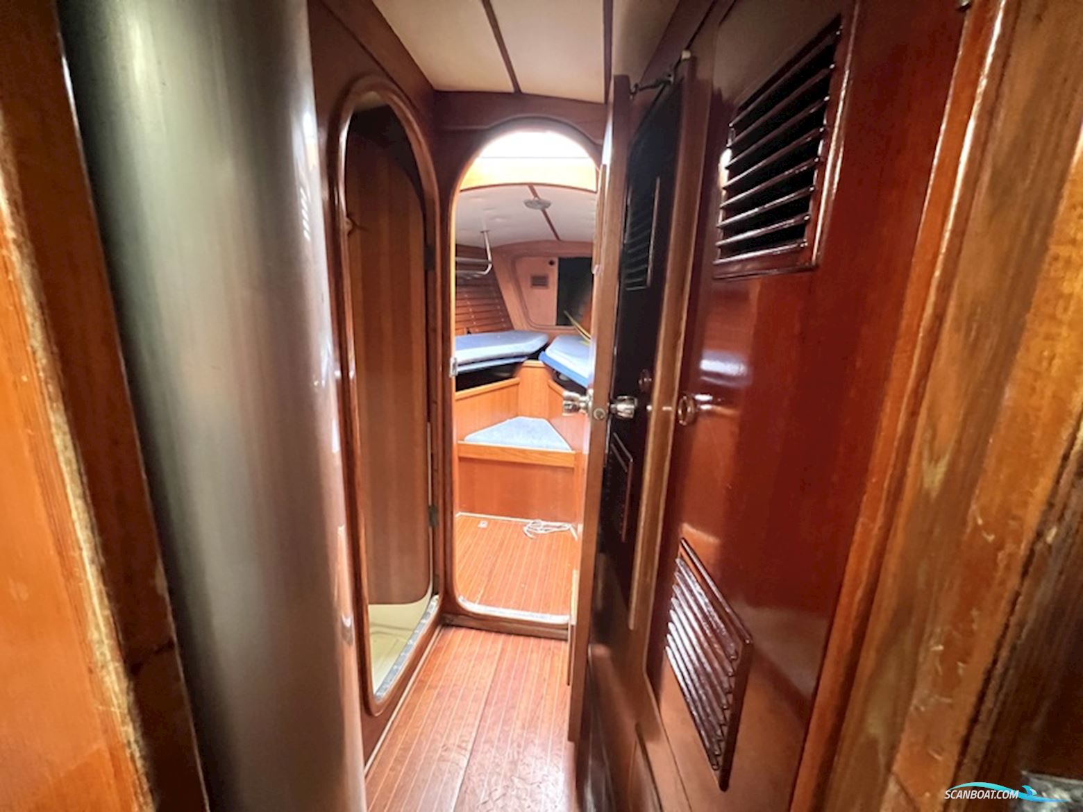 Swan 38