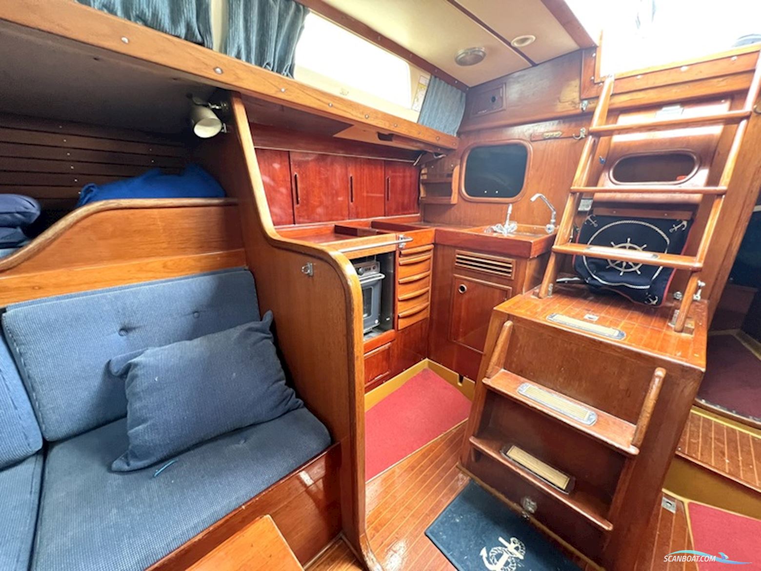 Swan 38