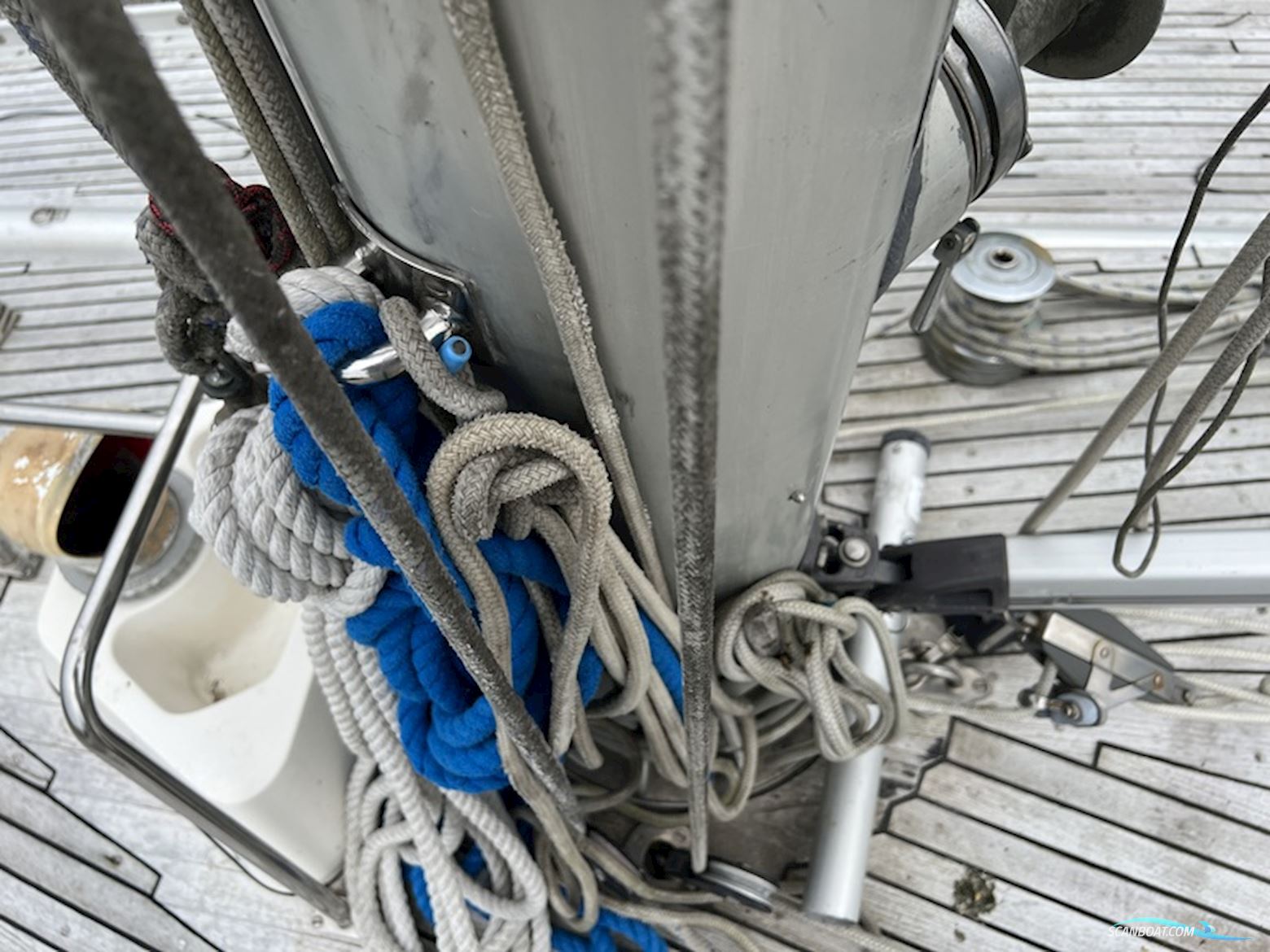 Swan 38