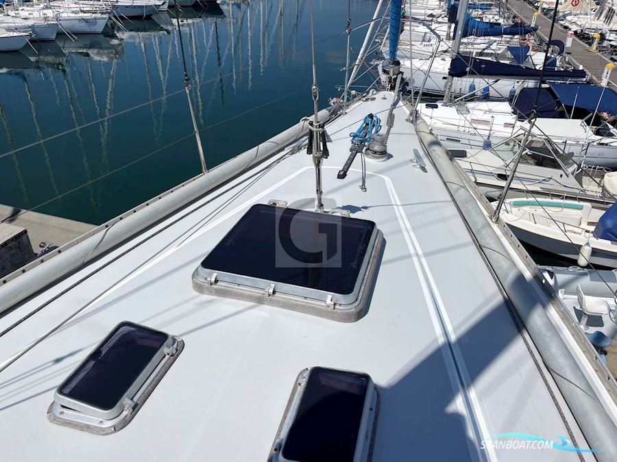 Swan 39
