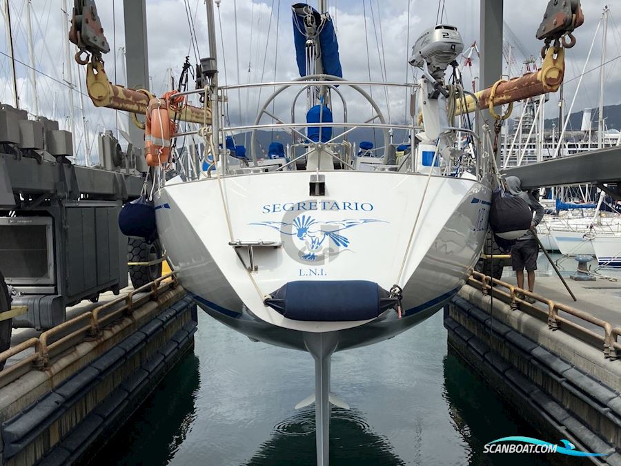 Swan 39