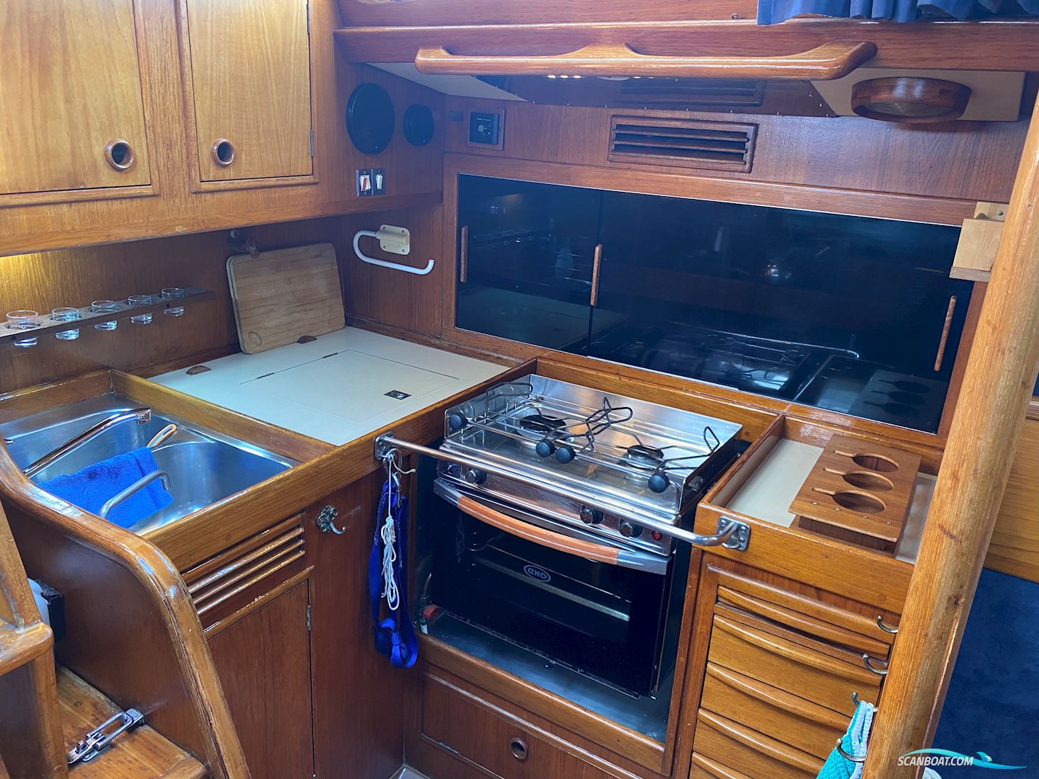 Swan 391