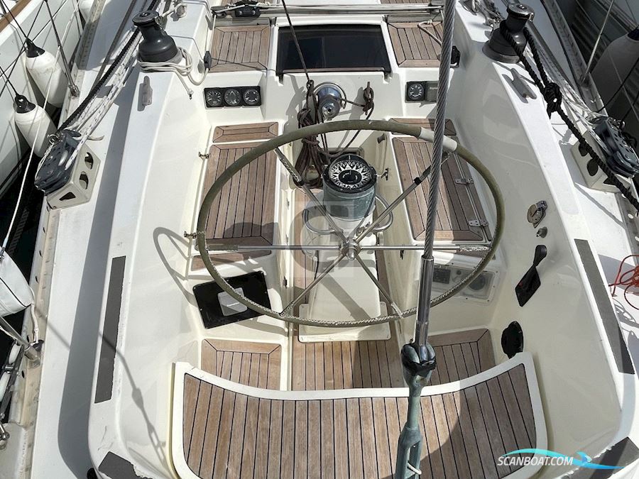 Swan 47
