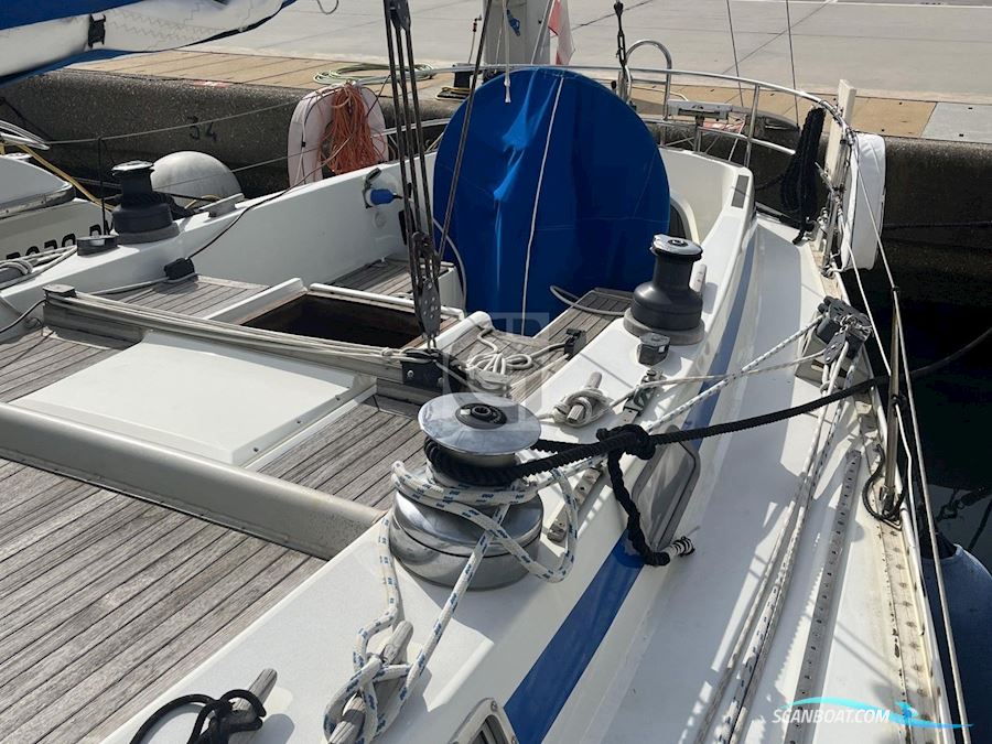 Swan 47