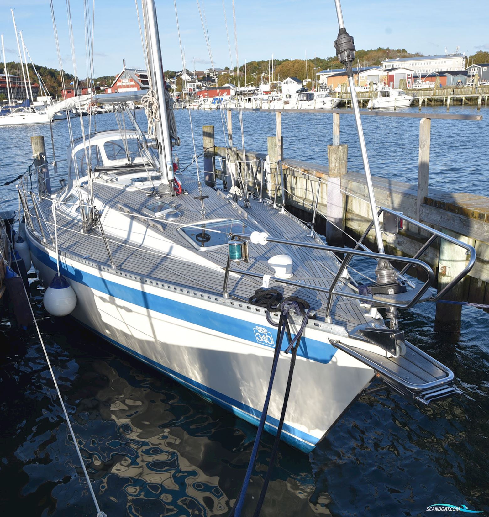 Sweden Yachts 340