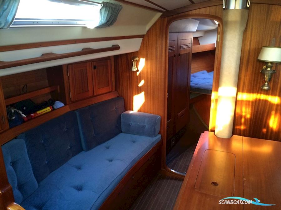 Sweden Yachts 340