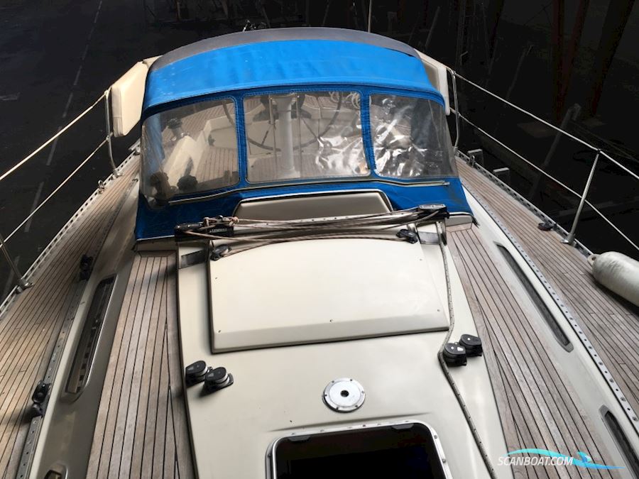 Sweden Yachts 340