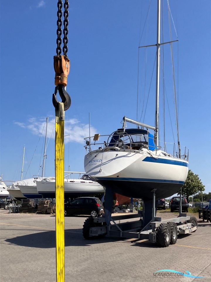 Sweden Yachts 340
