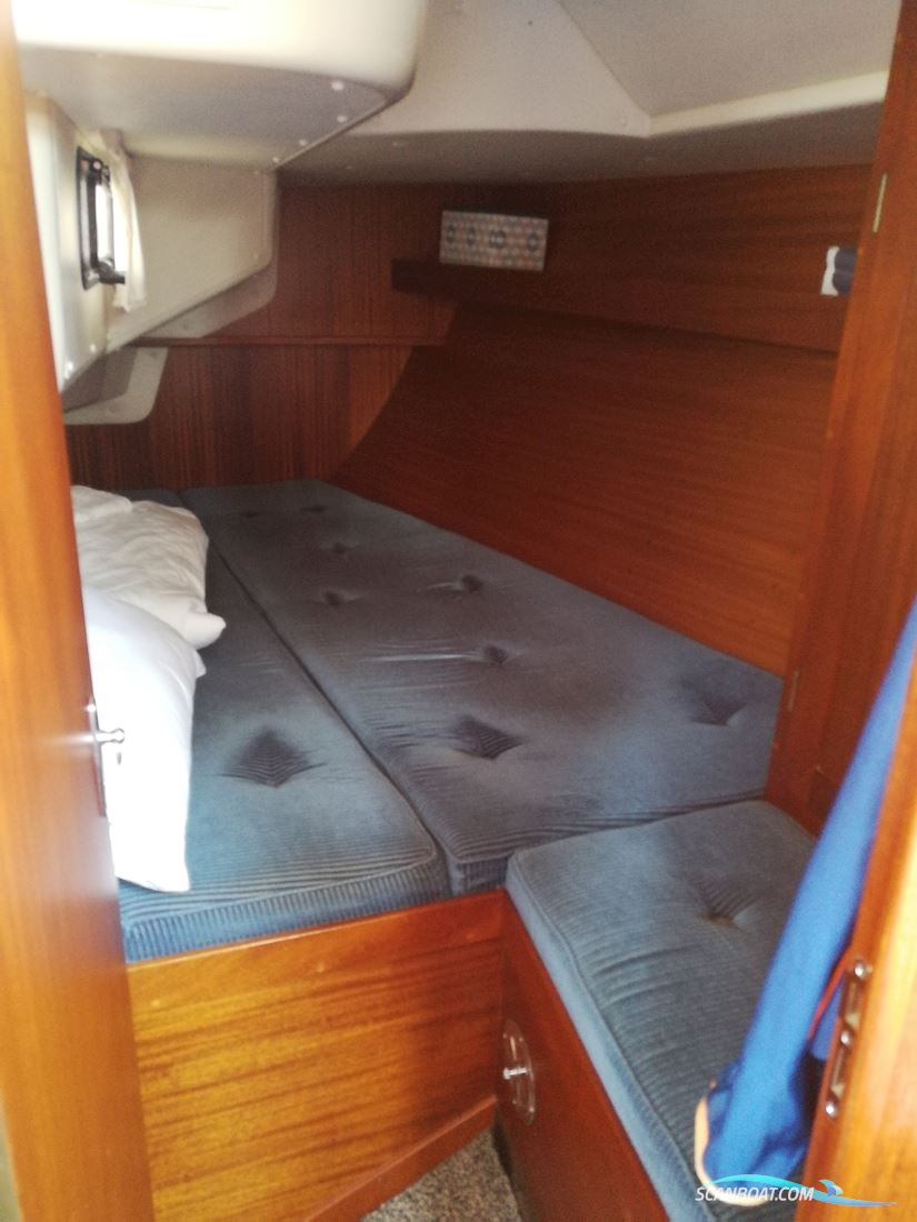 Sweden Yachts 38