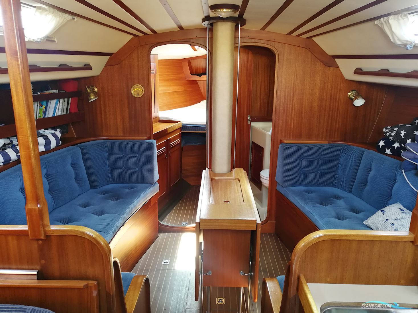 Sweden Yachts 38