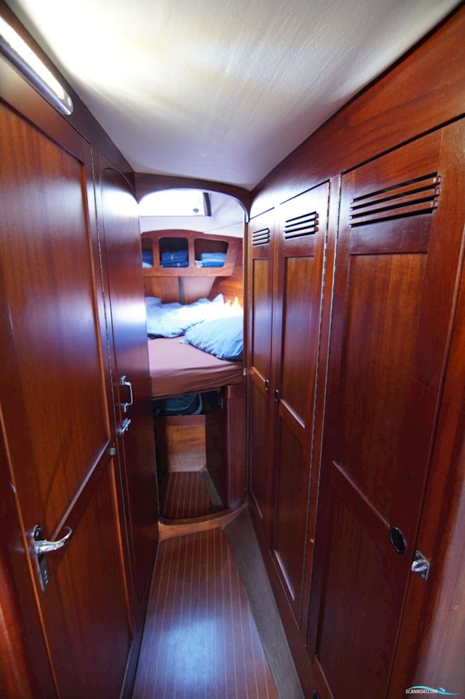 Sweden Yachts C41