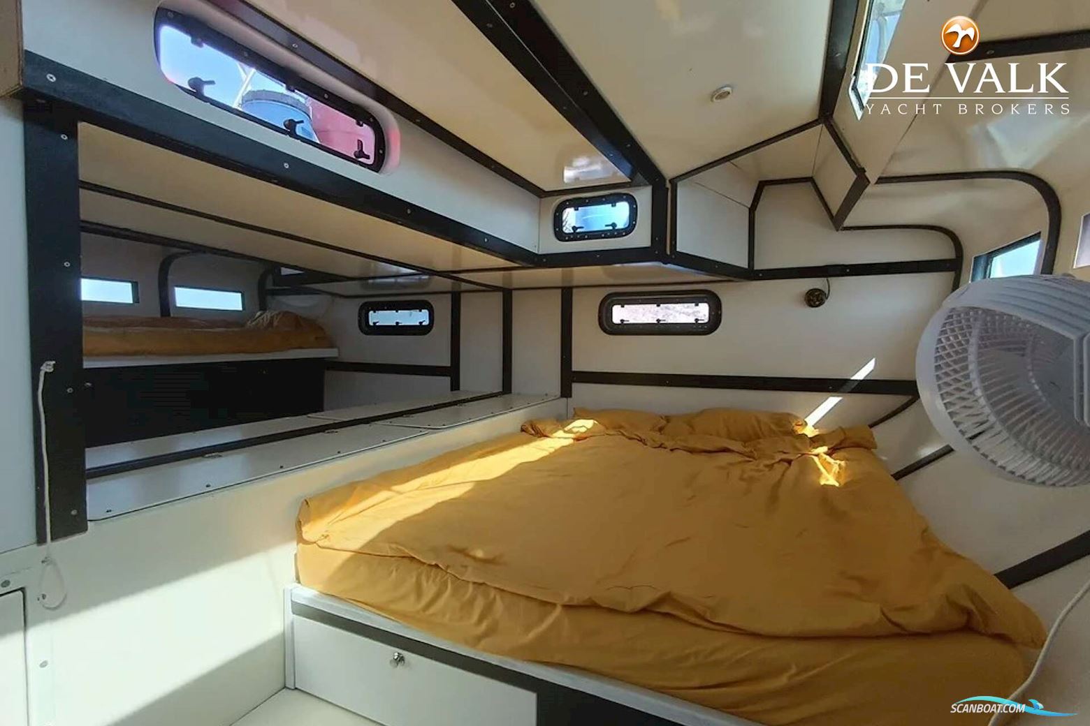 S/Y Custom Made Marc Lombardi Cigale 18