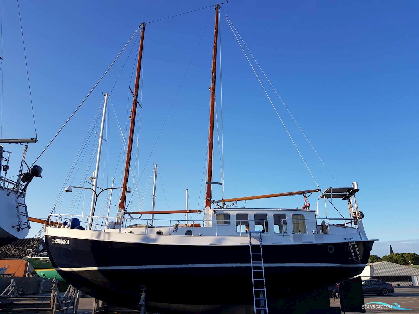 Thermo Yacht