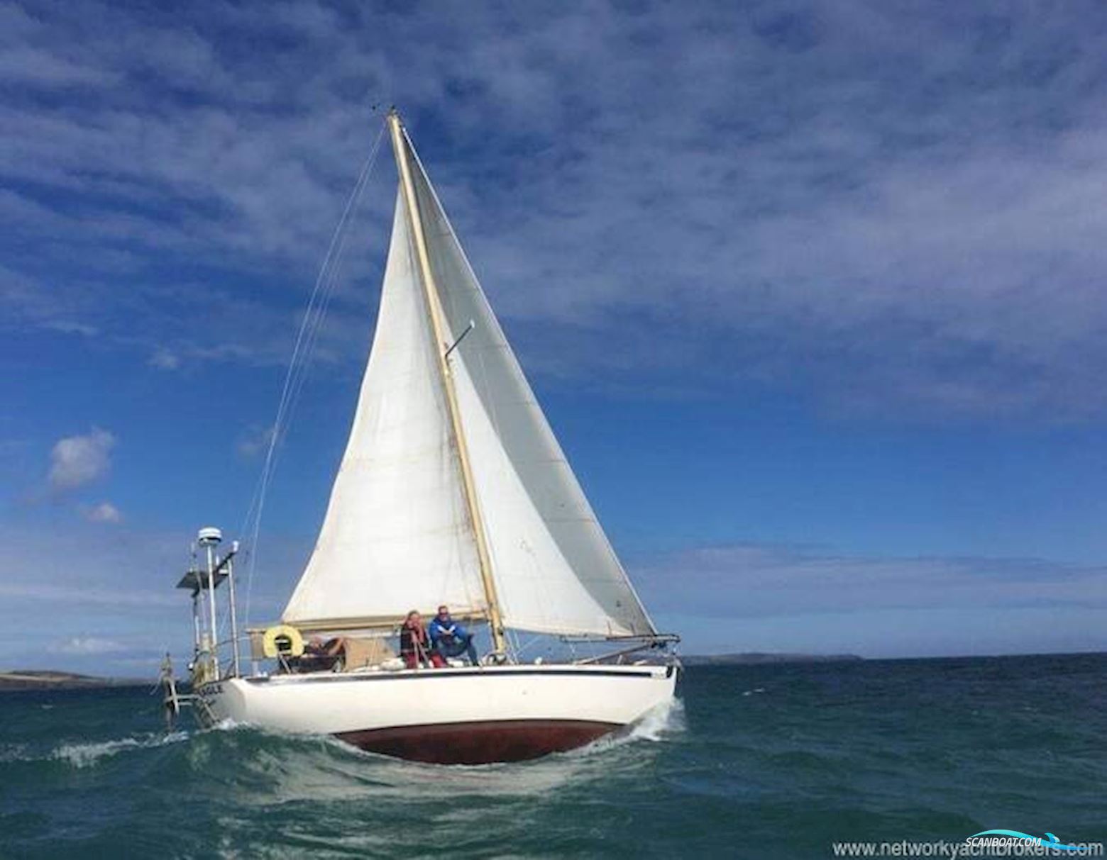Tradewind 33