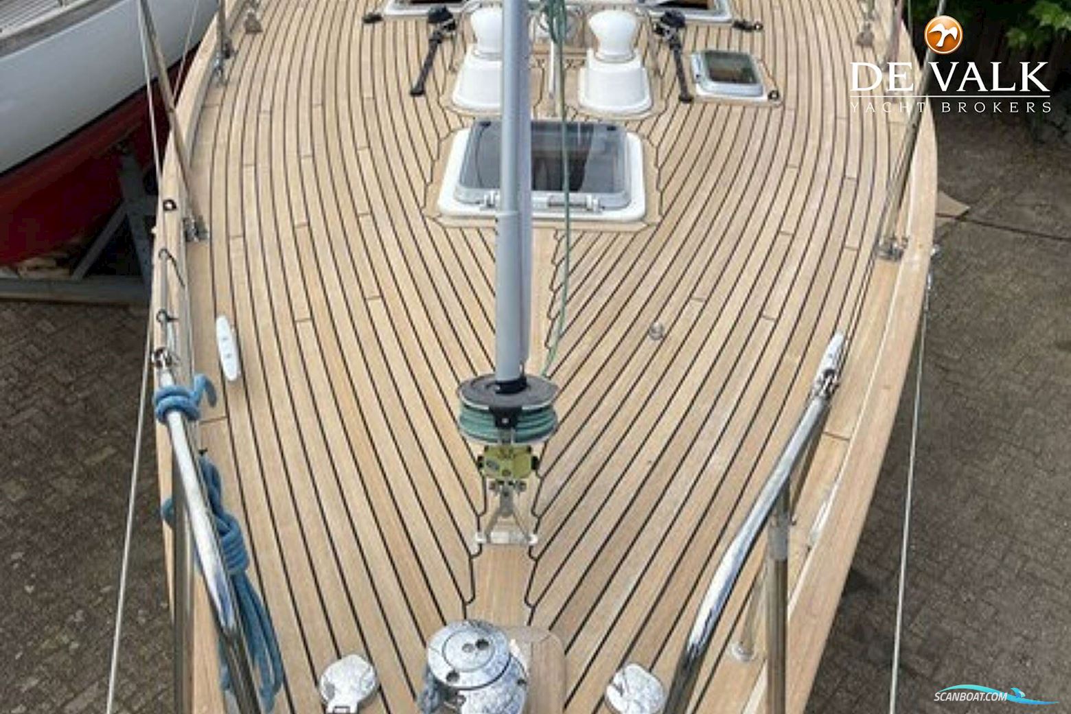 Tradewind 35