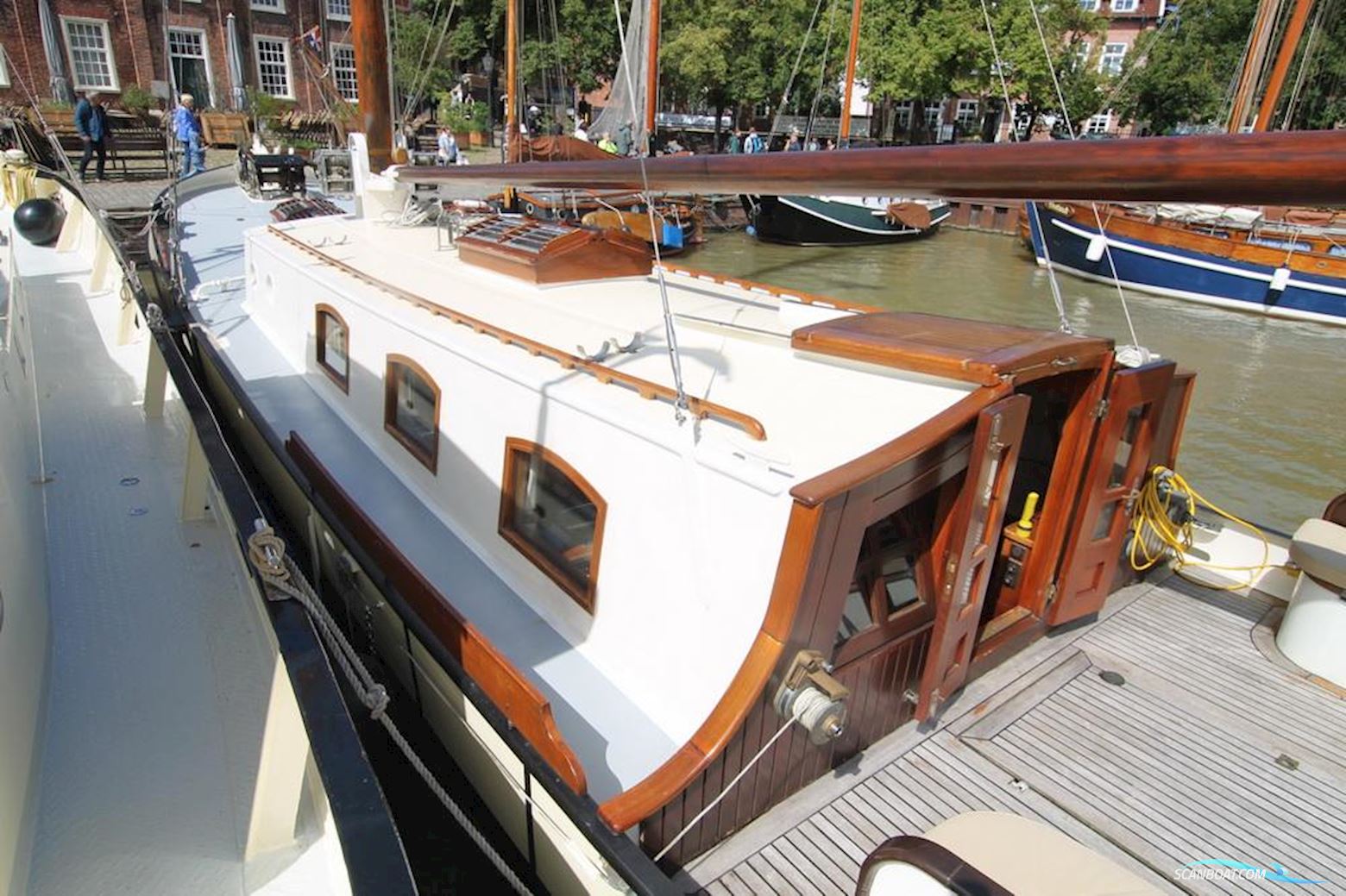 Traditional Platbodem