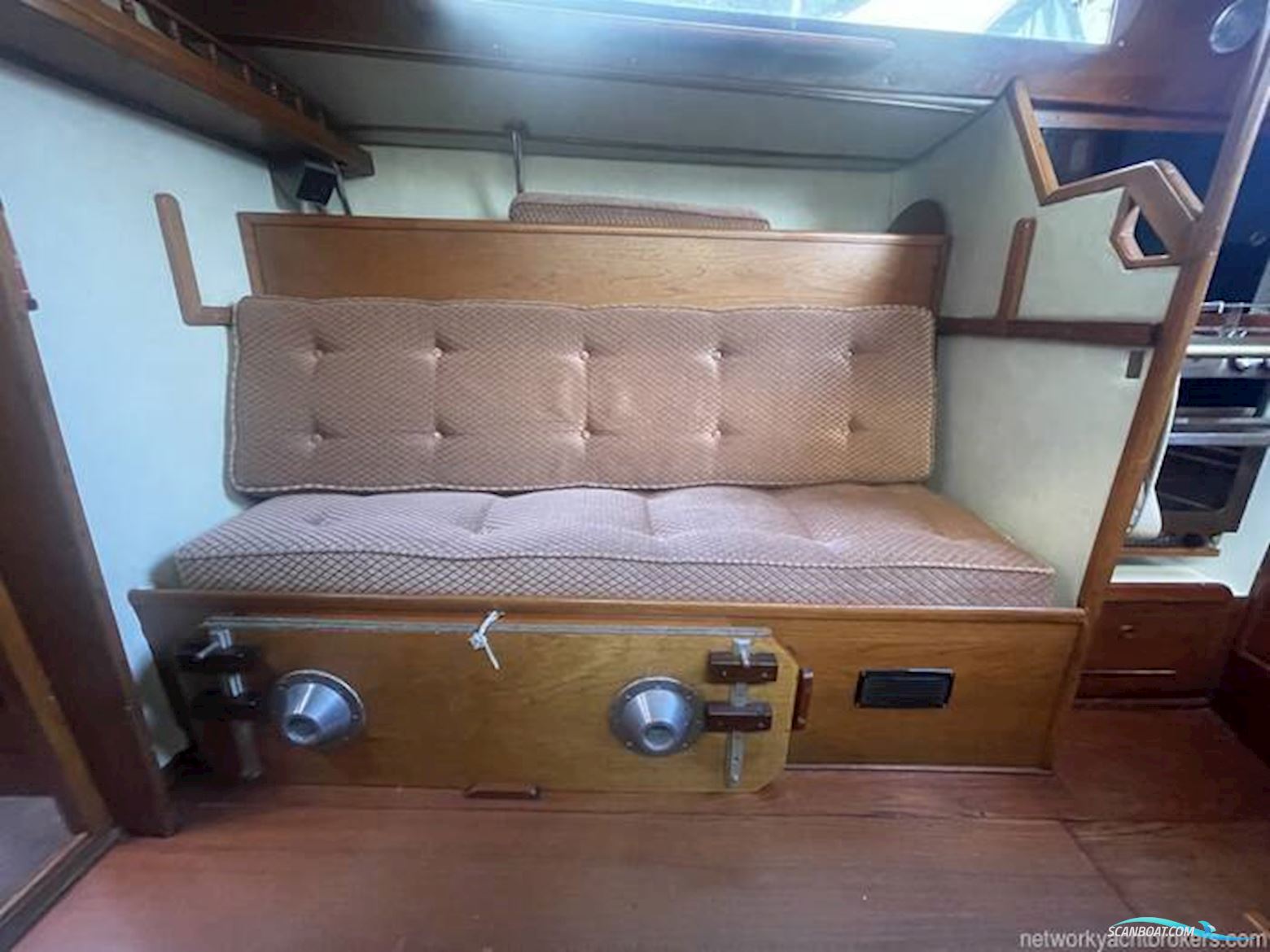 Tyler Boat Co. 31