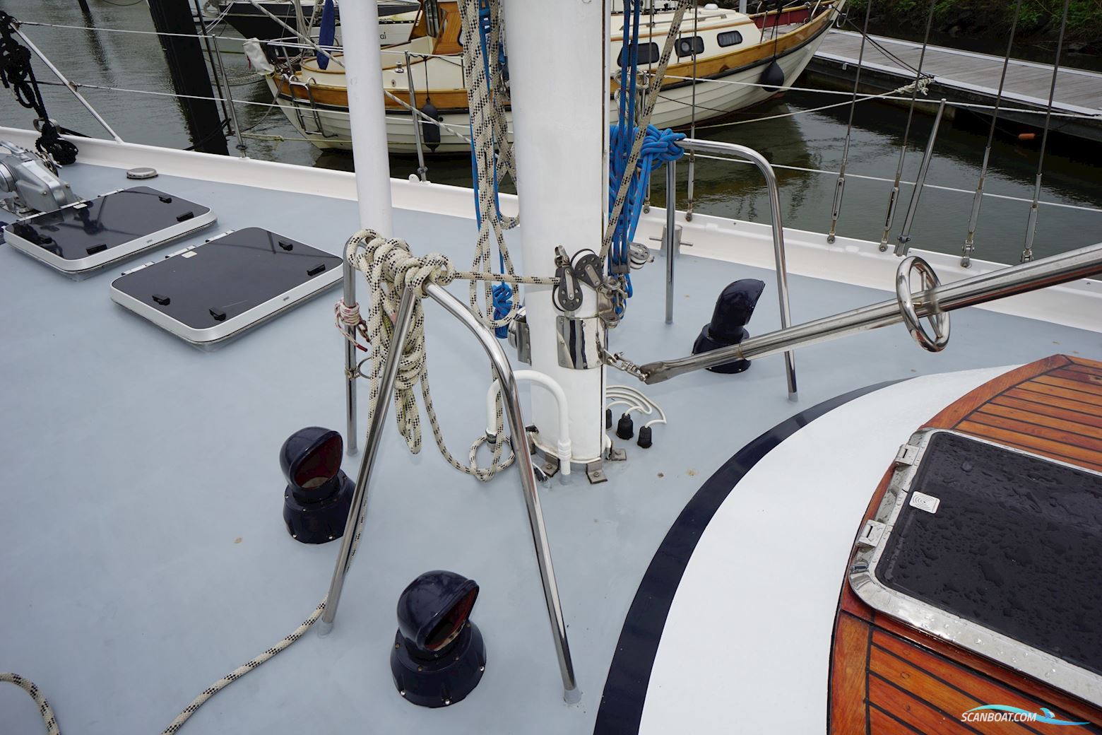 van de Stadt 44 Center Cockpit