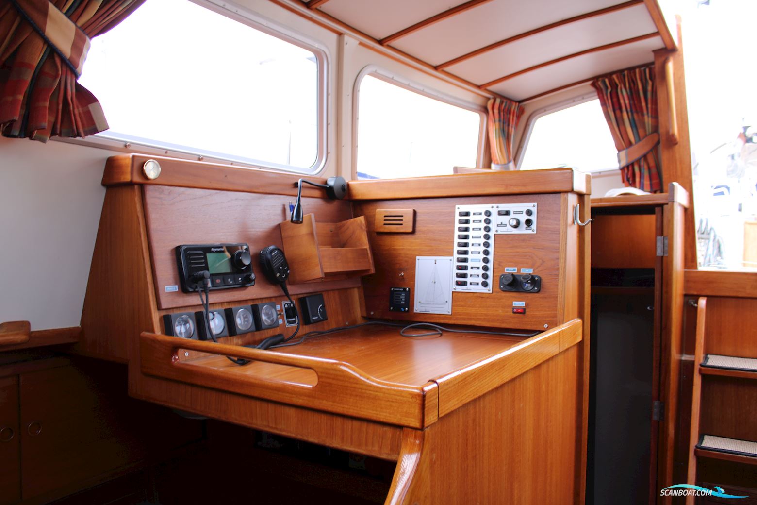 Victoire 1270 Decksaloon