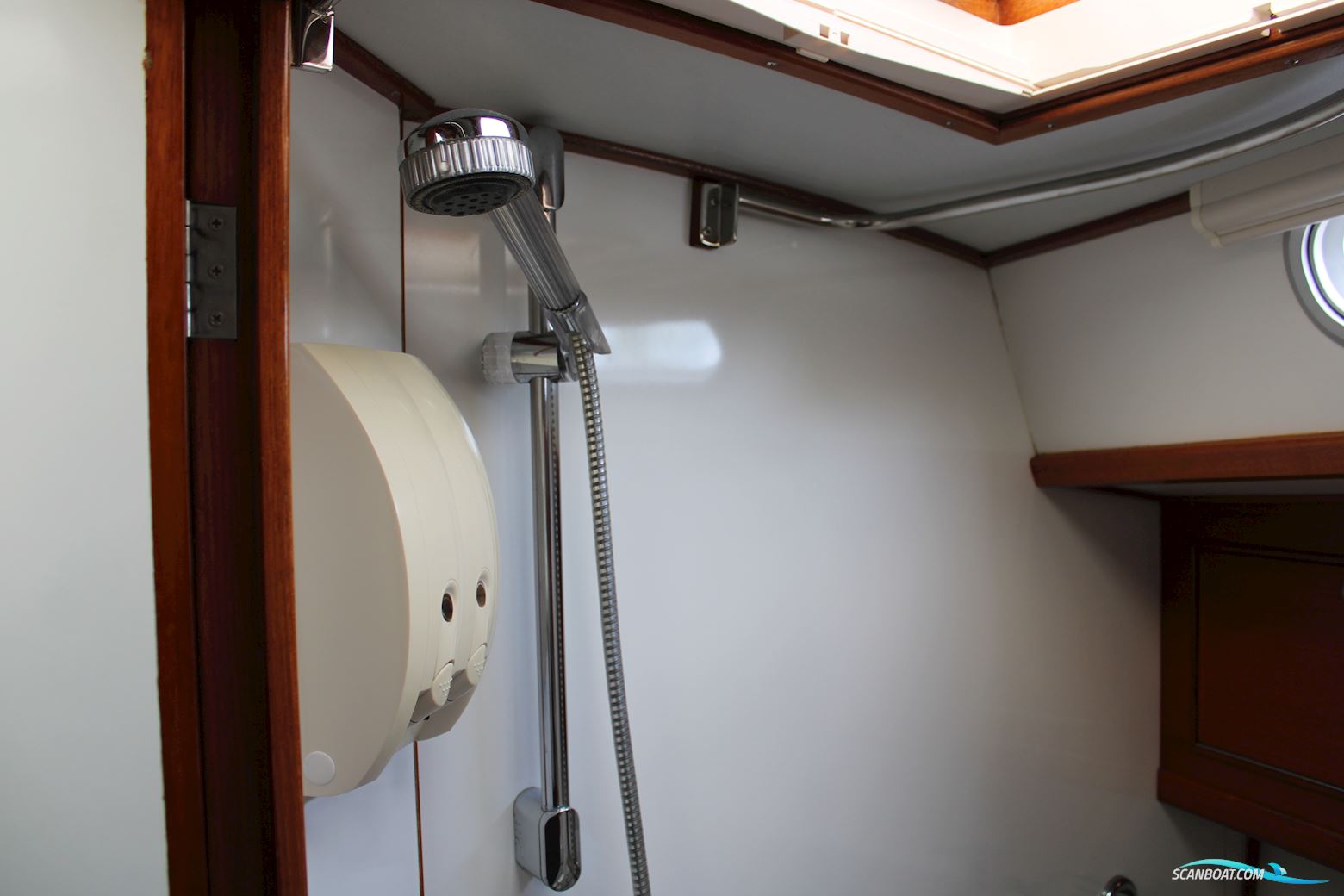 Victoire 1270 Decksaloon