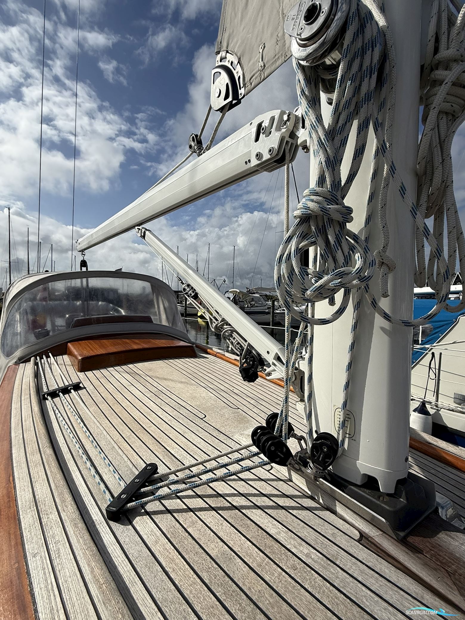Vindø 40, renoveret med nyere rig og sejl