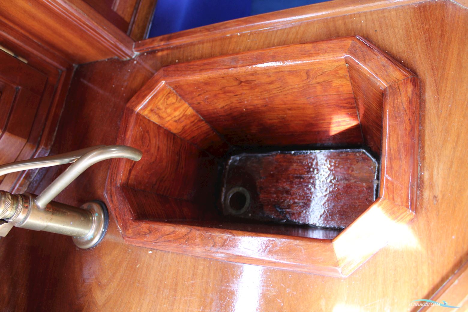 Waarschip 10.10