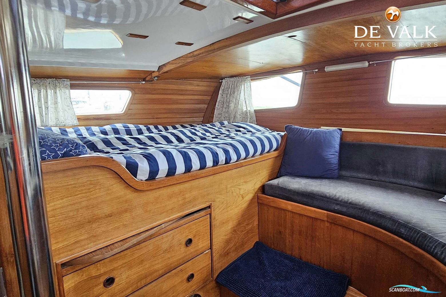 Wauquiez Amphitrite 43