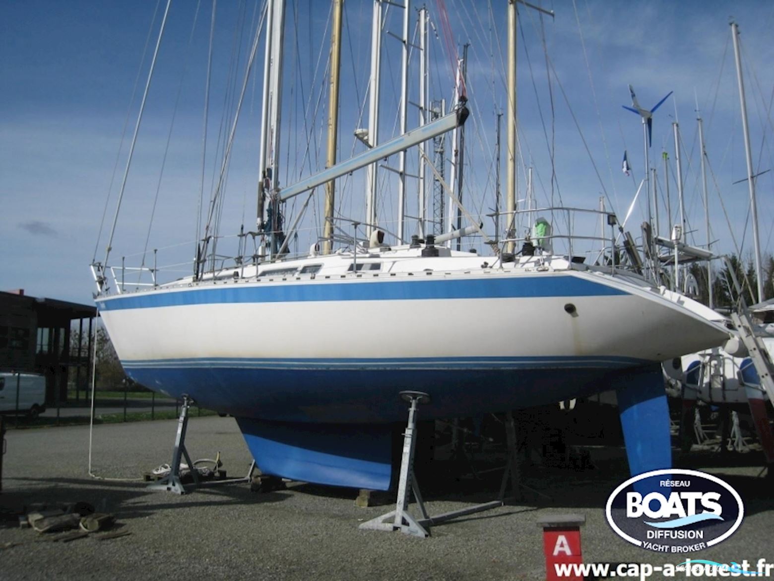 Wauquiez Centurion 40 Segelboot 1988, mit Beta Marine motor, Frankreich