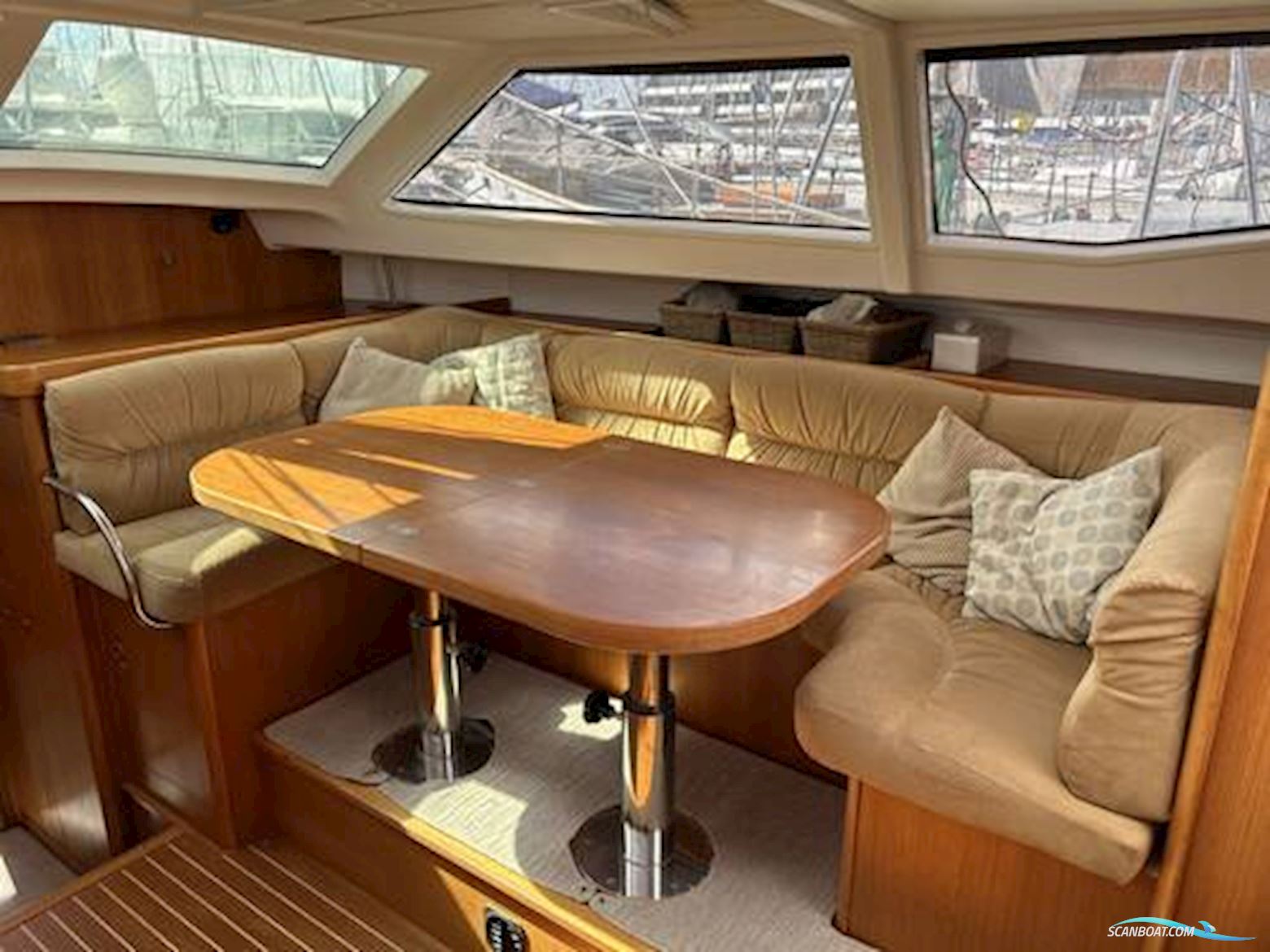 Wauquiez Pilot Saloon 40