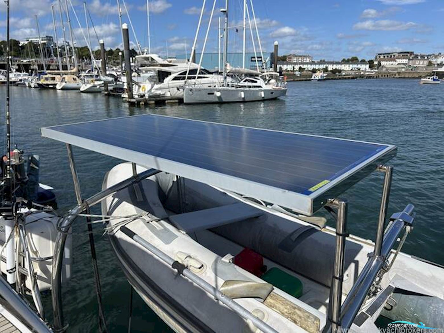 Wauquiez Pilot Saloon 40