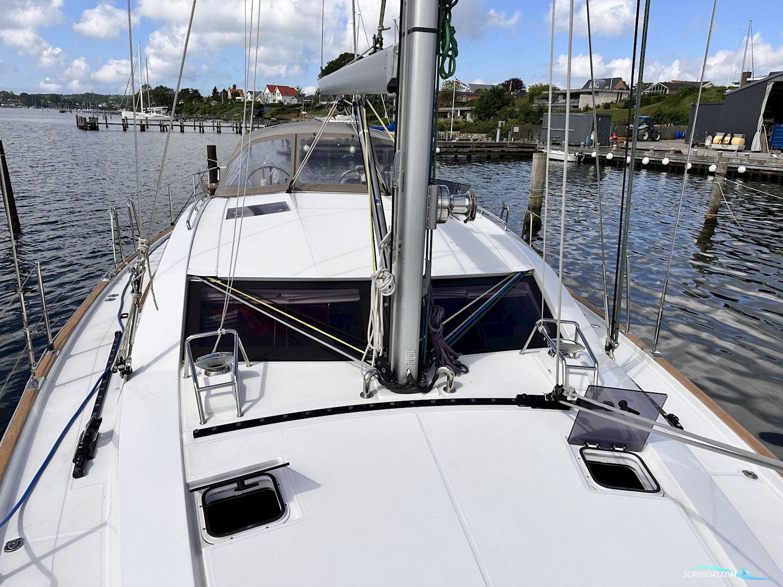 Wauquiez Pilot Saloon 48